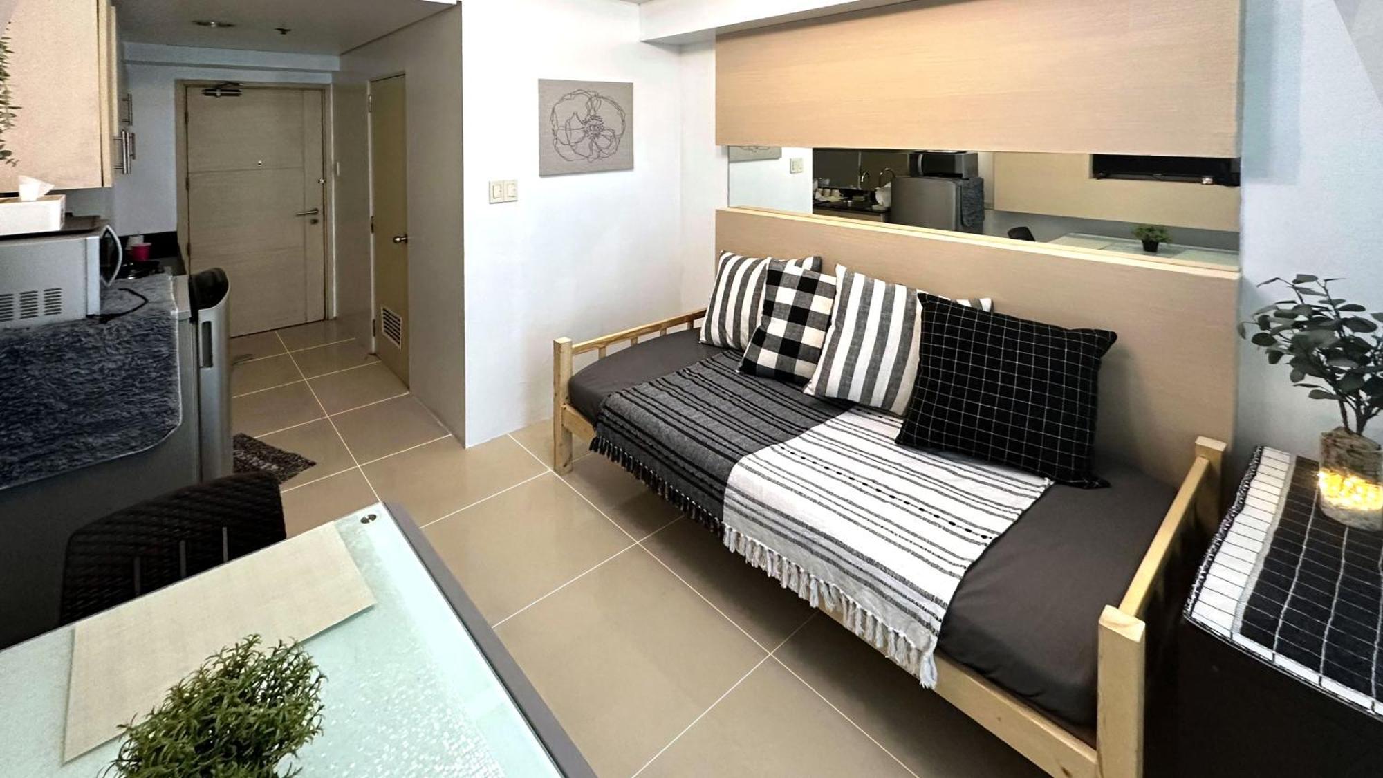 Sea 2-Br Unit With Free Parking Near Mall Of Asia Pasay Buitenkant foto